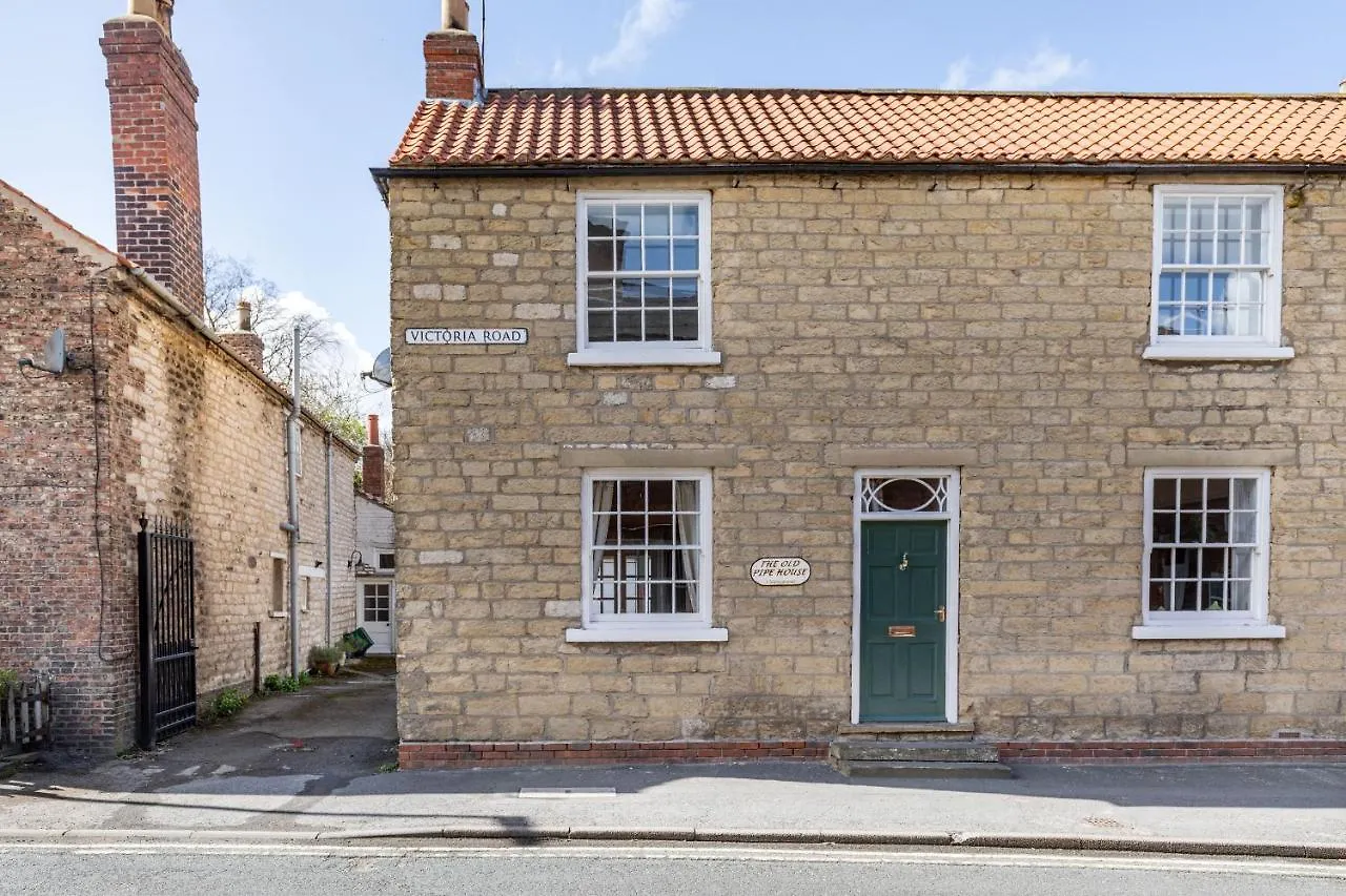 Сasa de vacaciones The Old Pipe House Villa Malton